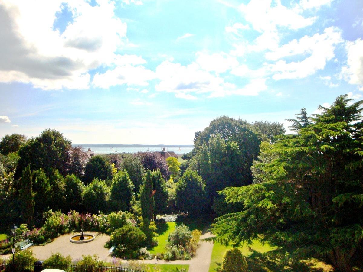 Anglesey Hotel Gosport Eksteriør bilde